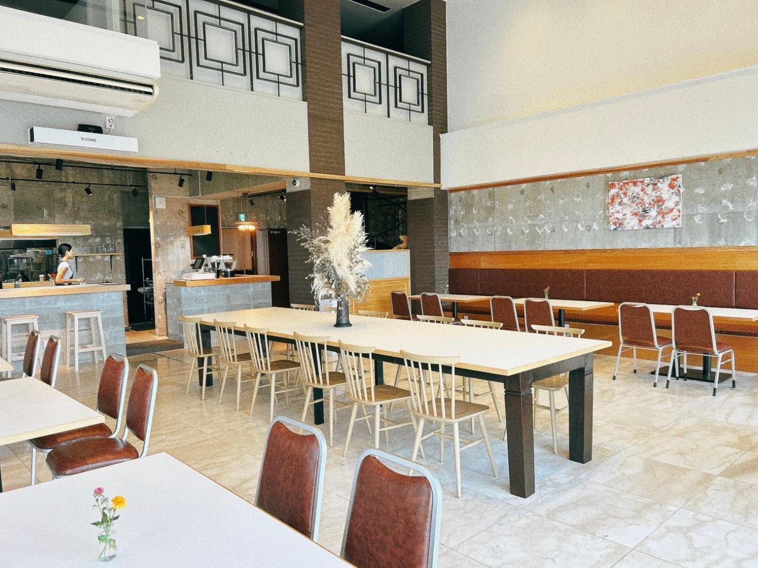 Royal Hotel Jomitan Kültér fotó
