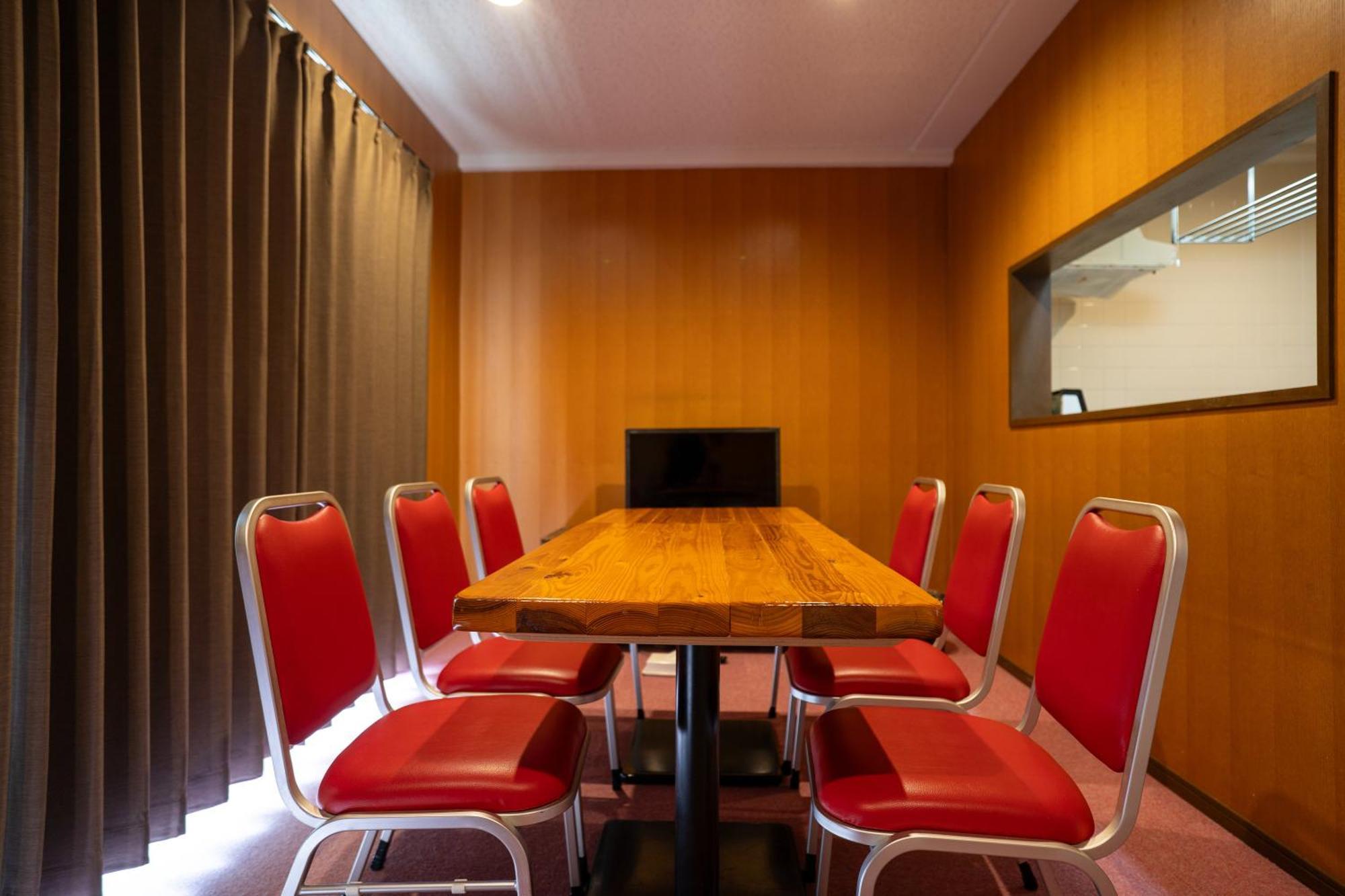 Royal Hotel Jomitan Kültér fotó