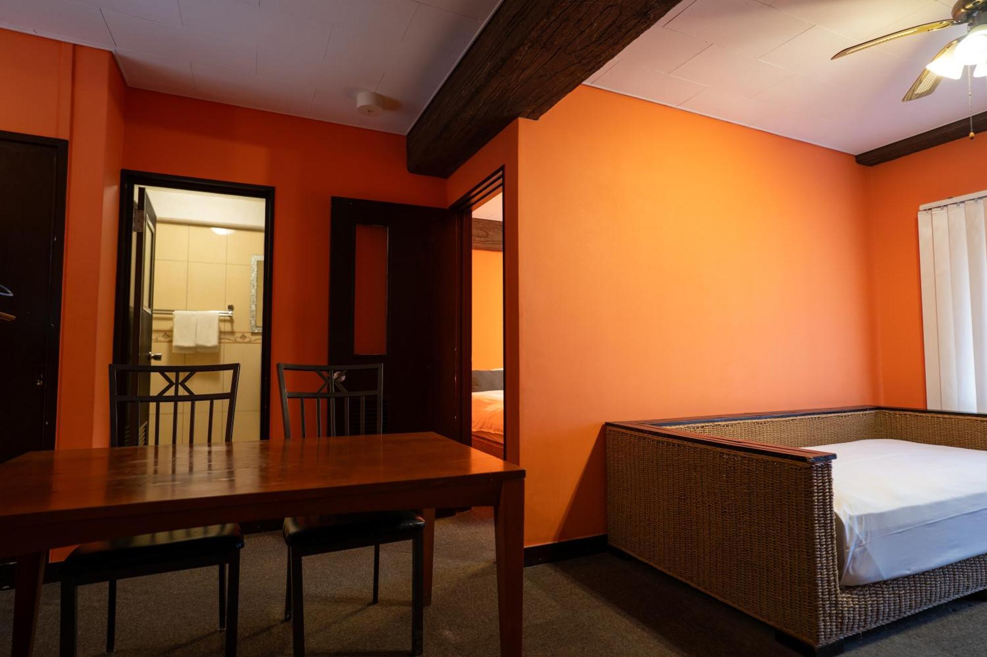 Royal Hotel Jomitan Kültér fotó