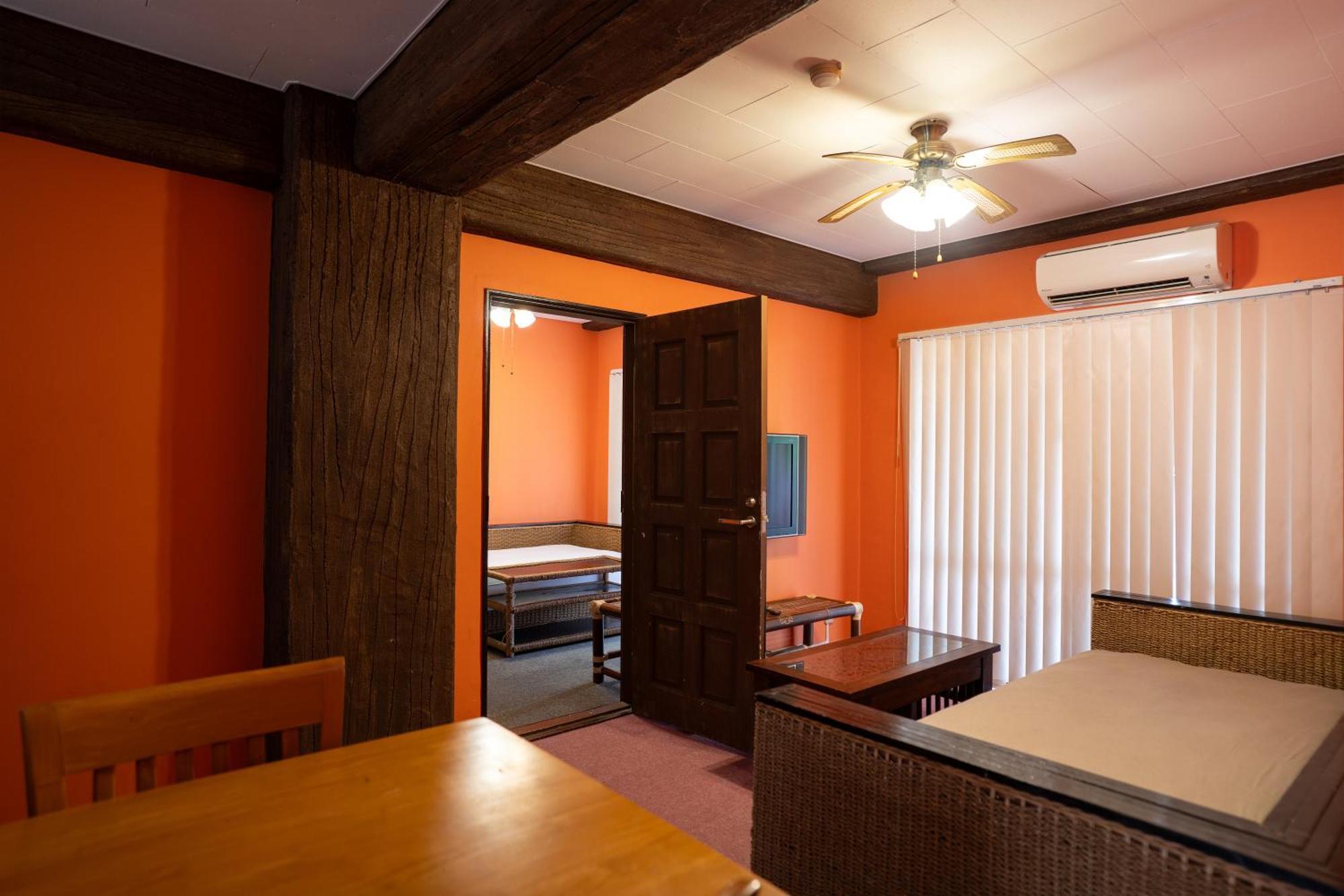 Royal Hotel Jomitan Kültér fotó