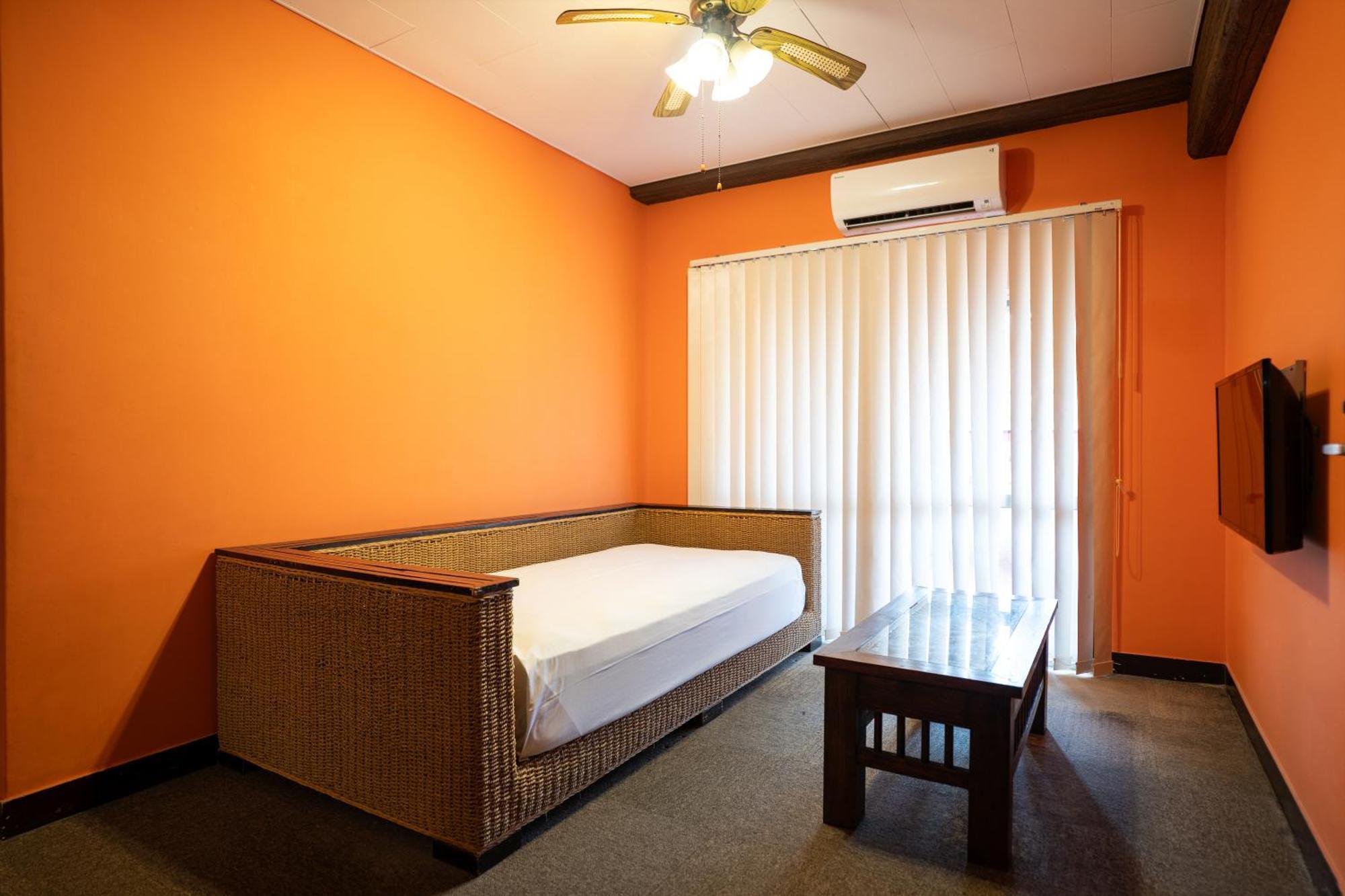 Royal Hotel Jomitan Kültér fotó