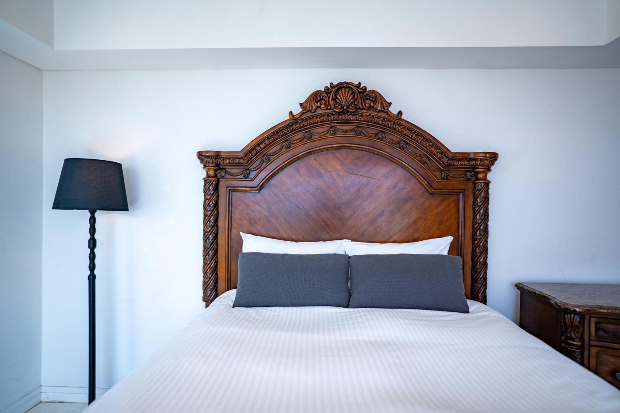 Royal Hotel Jomitan Kültér fotó